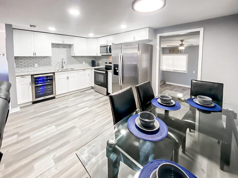 Sarasota Modern, Spacious, Comfy, Queen Beds, Backyard Rental Exterior foto